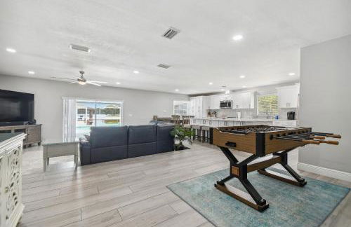 Lake House Westchase area. Heated Pool Waterfront! - Foto 34