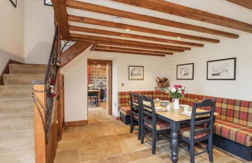 Chestnut Barn - Photo 18