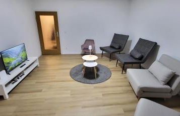 MHQ Ferienwohnung im historischen Fachwerkhaus mit Terrasse in Waiblingen - Foto 15