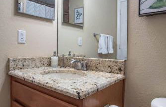 Large 3 bedroom with King Bed - Foto 30