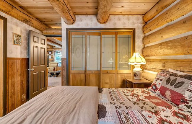 The Log Home Quintessential Log Cabin in Ynp! - Foto 23