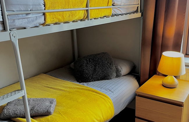 Immaculate 3-bed House With Private Secure Garden - Foto 10