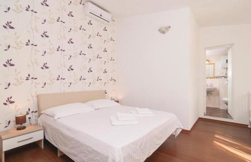 Acogedora Casa De 5 Habitaciones En Stomorska - Foto 22
