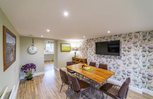 Gardener’s Cottage with Hot Tub - Foto 31