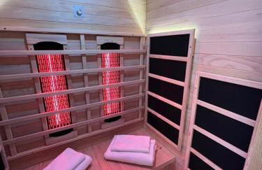 Kingfisher Lodge - Private Hot Tub - Infrared Sauna - Dog Friendly - Foto 21