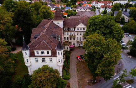 Residenz am Kurpark - Ferienwohnungen in zentraler Lage I Privatparkplatz - Foto 1
