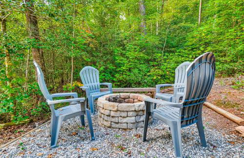 9 Mi to Lake Burton Cabin with Deck Near Helen - Foto 2