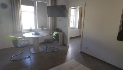 Apartment außen Pfui innen Hui - Foto 4