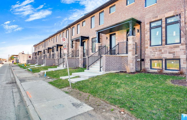 New 16 Ppl Townhouses in Winsdor - Foto 28