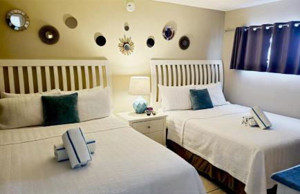 Sunset and Beach view apartment 402 - Photo 17