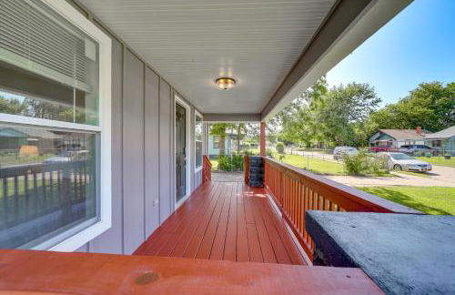 Remodeled Tulsa House with Yard about 4 Mi to Downtown! - Foto 21