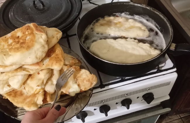 Room in Guest Room - Cozy Rural Retreat in Roşia Montana - Photo 7