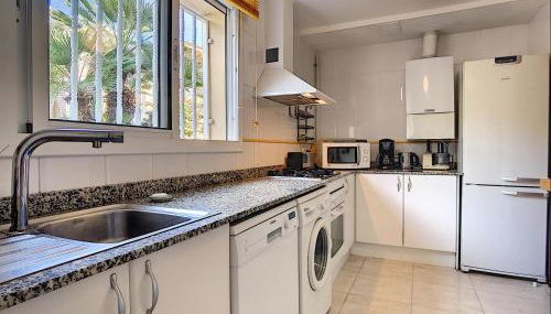 R164 Casa adosada con piscina comunitaria 3000m2 - Foto 4