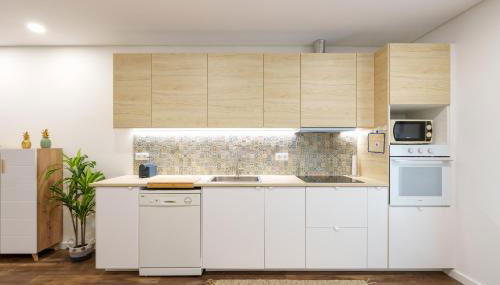 VIVA Spacious Apartment Campanhã - Foto 2, stove, dishwasher