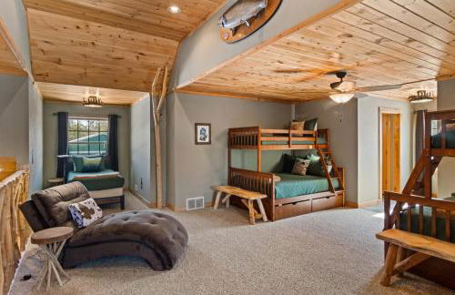 Weatherwood - Gorgeous Luxury Cabin with Spa! - Foto 45