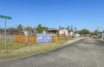 Spacious Home with Waterfront View-Welcome Pets - Foto 78