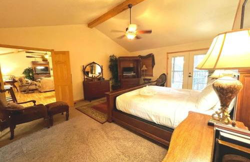 C20, Three bedroom, three bath log-sided, luxury Harbor North cottage with hot tub cottage - Foto 14