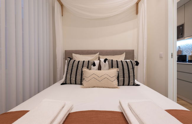 Mouzinho da Silveira 215 by LovelyStay - Foto 10