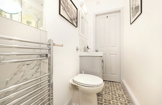 Spacious 2-Bedroom Ground Floor Flat - Foto 32