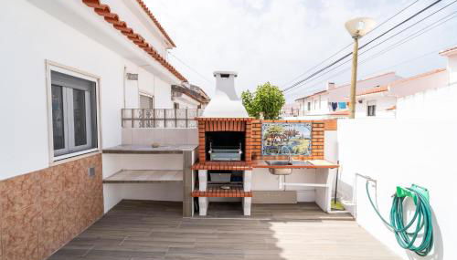Nazare with Garden and Barbecue - Foto 3