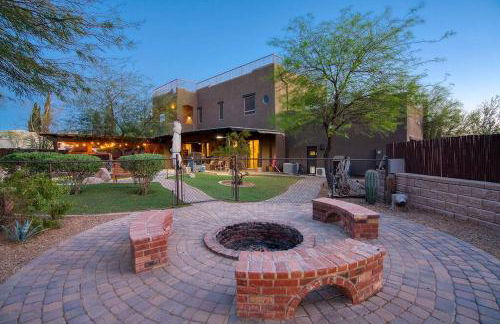 Saguaro Sunset - Secluded 4BR Home with Rooftop Patio - Foto 30