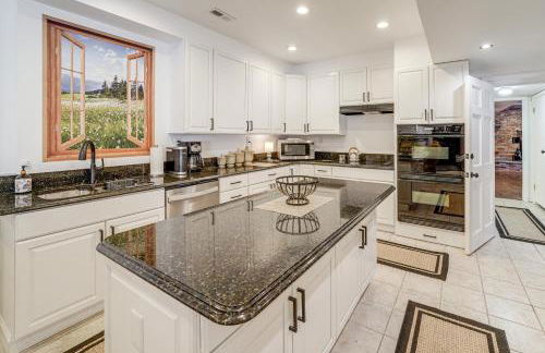 Pool Table and Private Porch Peaceful Apt in Belle - Foto 6