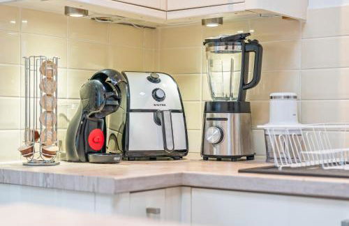 Awesome Coventry Home for Business Contractors and Suitable for families with Free Parking 14mins from NEC - Foto 2