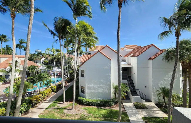 Dharma Home Suites Dania Beach at Sheridan Ocean Club - Photo 51