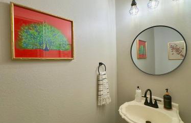 Spacious Family Gem, Close to Lake, Hot Tub - Foto 13