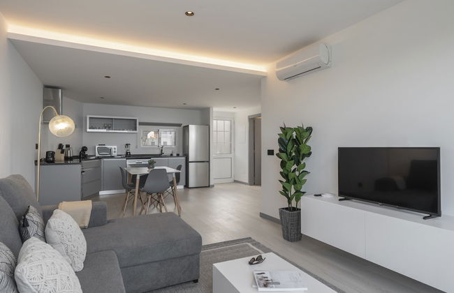 In the West - Intelsol Calheta Apartments II - Photo 9