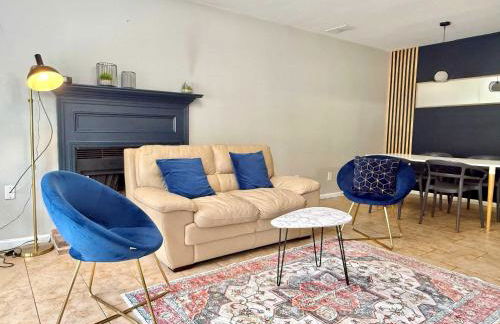 NEW 2b2b ENTIRE TOWNHOUSE PLACE COZY and QUIET SP1271 - Foto 1