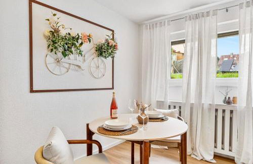 Black Forest Flower Apartment - Foto 1