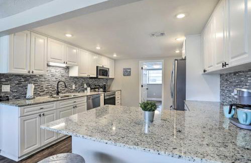 Pet-Friendly Gulfport Home Less Than 2 Mi to Beach - Foto 4