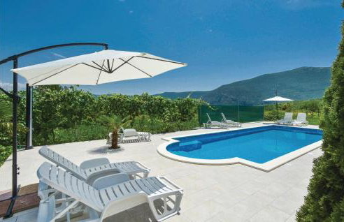 Two-Bedroom Apartment In Ostrvica - Photo 7