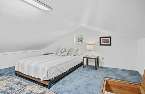 Grand Getaway with Private Dock near Coconuts - Foto 26