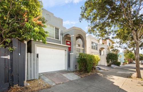 The Berkeley Haven - Photo 1