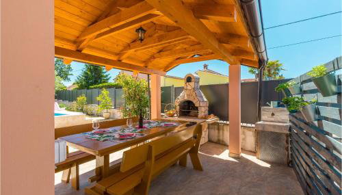 Apartment Zbandaj V - Foto 2, Garden