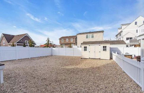 Seaside Getaway! 3 Blocks to Beach with Washer-Dryer - Foto 15