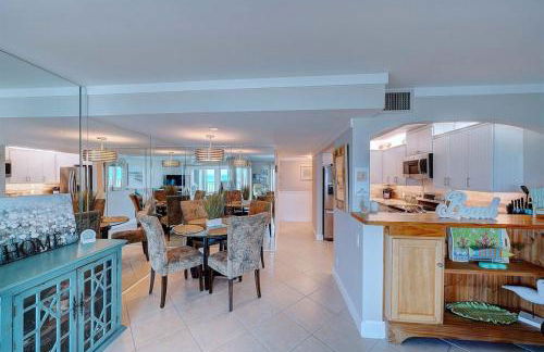 Mariner East #201 1 BR 2 BA Amazing Balcony! - Foto 11