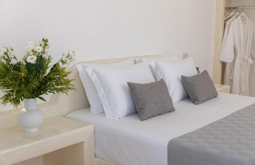 Theophrasti Suites - Photo 18