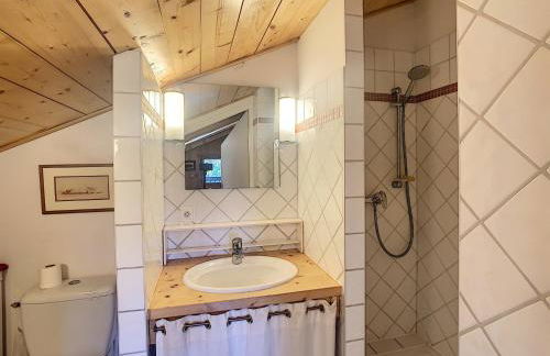 Appartement cosy avec mezzanine, au pied des pistes à Combloux, parking inclus - FR-1-560-25 - Foto 8