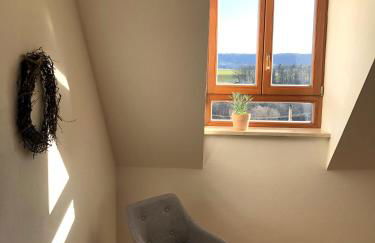 Ferienwohnung Weitblick - Urlaub in der Natur und trotzdem nah an Ausflugszielen - Foto 1