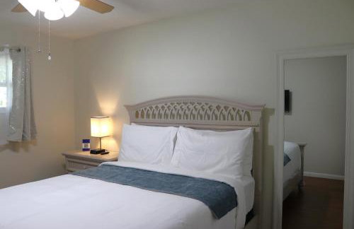 Hidden Sapphire-Apartment with Kitchen and Laundry - Foto 1