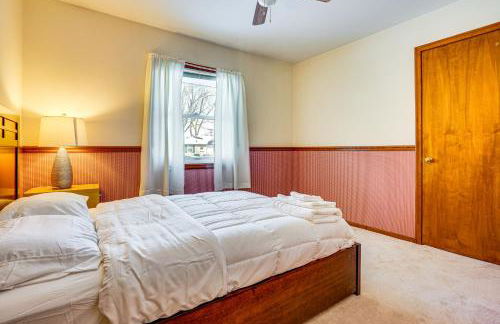 12 Mi to St Paul Pet-Friendly Home with Backyard - Photo 15