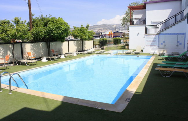 Neptune Hotel Apartments - Foto 1