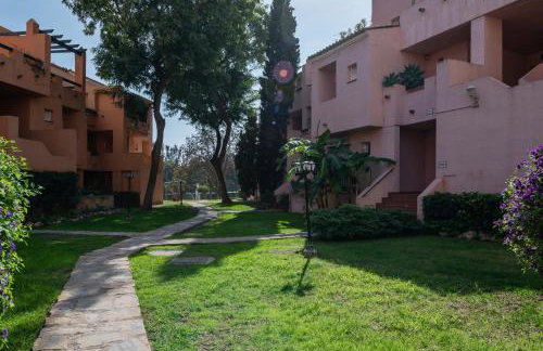 Fantastico Atico duplex en primera linea de golf - Foto 26