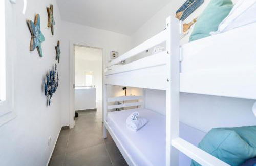 La Casa de Playa - piscina y jacuzzi a 50m del mar - Foto 48