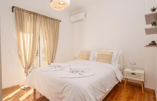 Bright & Contemporary Home with Balcony in Vibrant Piraeus - Foto 27