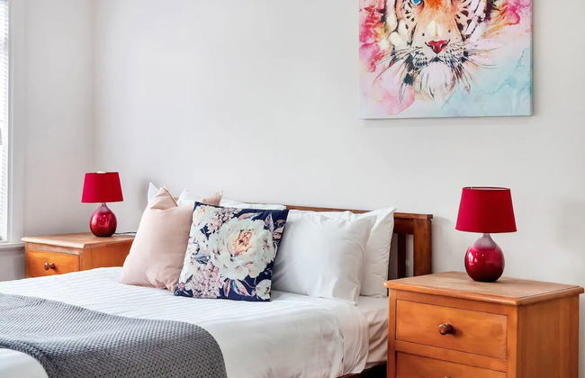 Kiwi Holiday Home near Airport - Photo 4