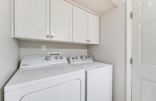 about 1 Mi to Dtwn Alpharetta Home with Screened Porch! - Foto 20